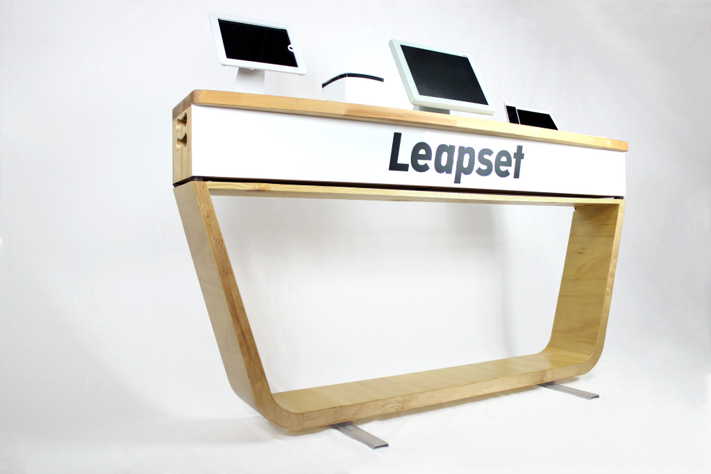 Leapset Demobox & Table 2 - lighter